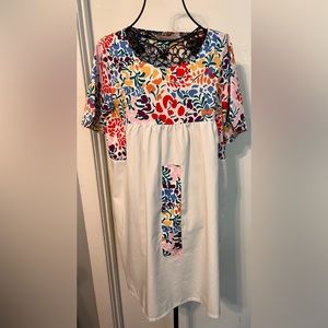 Miss look size Med white dress with multicolored top
